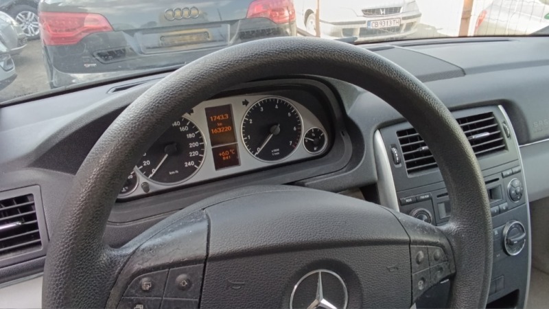 Mercedes-Benz B 170, снимка 6 - Автомобили и джипове - 44977114