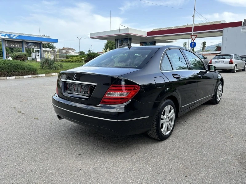 Mercedes-Benz C 220, снимка 7 - Автомобили и джипове - 47186435