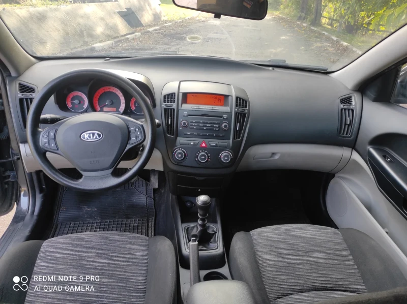 Kia Ceed 1.4 90к.с, снимка 5 - Автомобили и джипове - 47567956