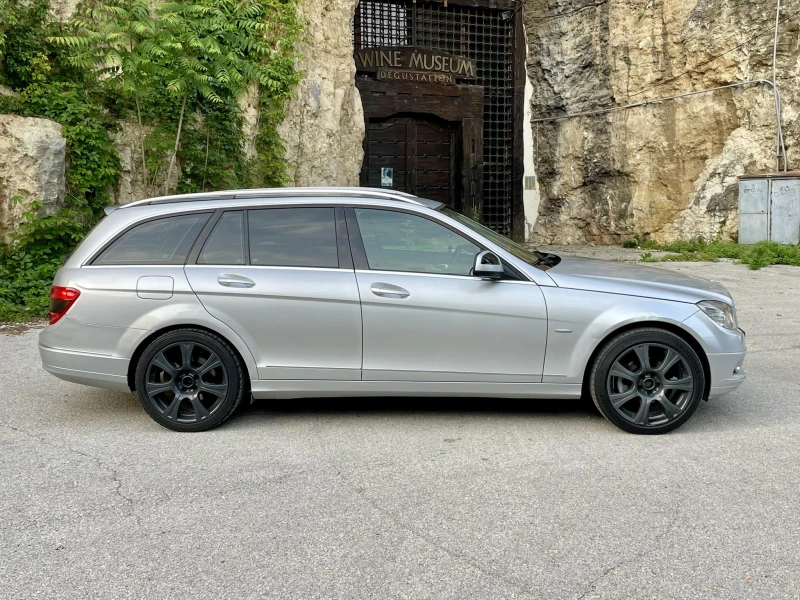 Mercedes-Benz C 220 2.2, снимка 3 - Автомобили и джипове - 48504379