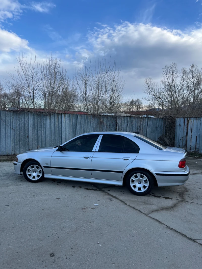 BMW 530, снимка 12 - Автомобили и джипове - 49304184