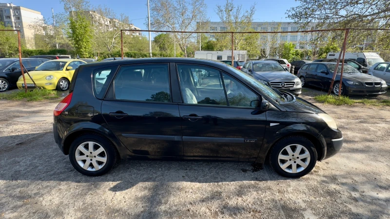 Renault Scenic 1.6i-16v, снимка 4 - Автомобили и джипове - 49978066