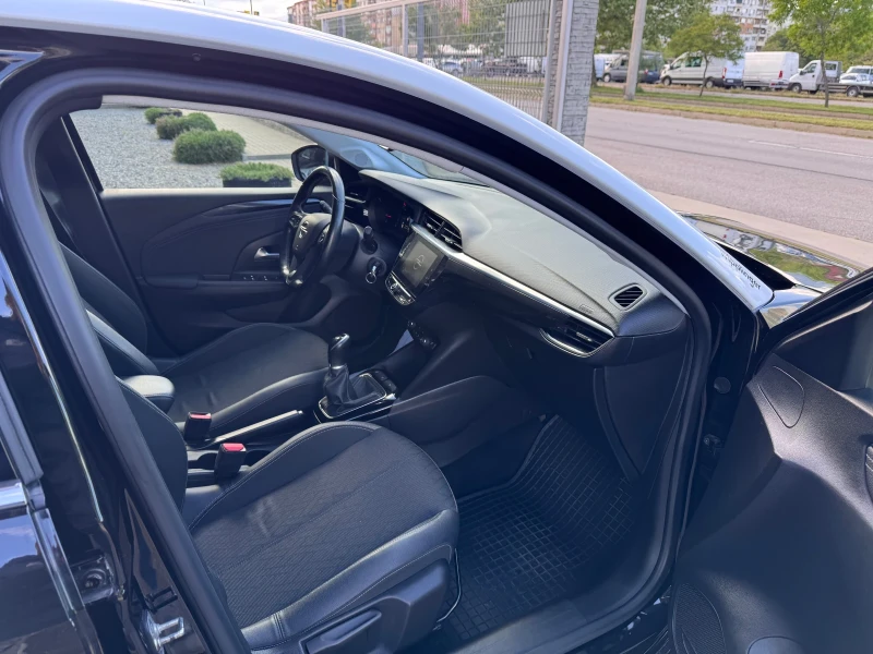 Opel Corsa 1.2i 75кс * Камера* Асистенти* LED* , снимка 12 - Автомобили и джипове - 50285043