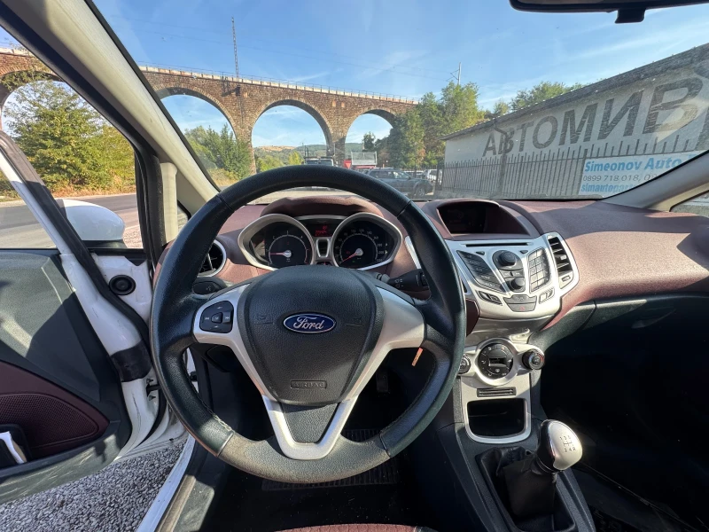 Ford Fiesta 1.6tdci75/90hp, снимка 13 - Автомобили и джипове - 52189214