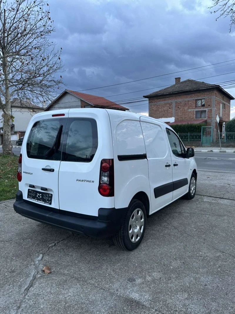 Peugeot Partner, снимка 9 - Автомобили и джипове - 52654893