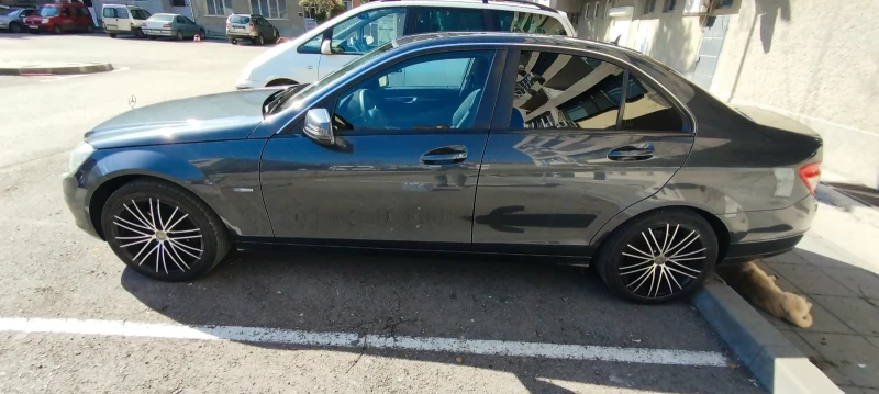 Mercedes-Benz C 180 Компресор, снимка 13 - Автомобили и джипове - 52788310
