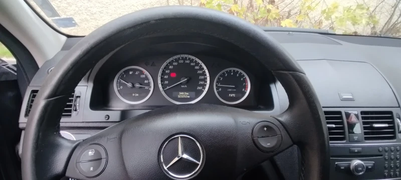 Mercedes-Benz C 180 Компресор, снимка 11 - Автомобили и джипове - 52788310