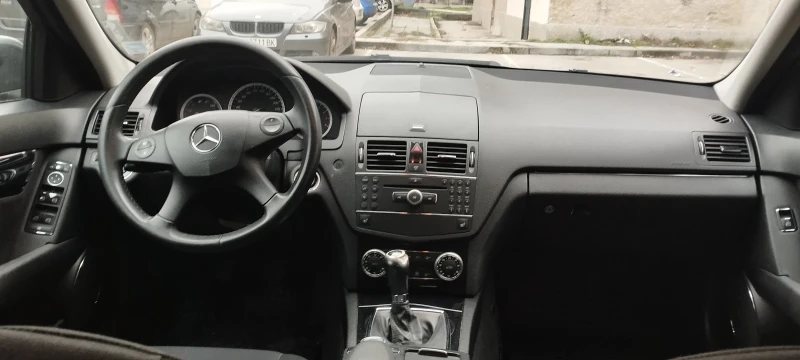 Mercedes-Benz C 180 Компресор, снимка 8 - Автомобили и джипове - 52788310
