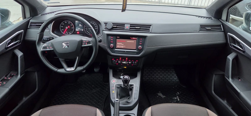 Seat Ibiza Xcellence, снимка 10 - Автомобили и джипове - 52847996