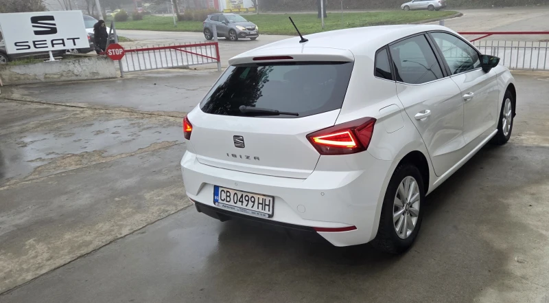 Seat Ibiza Xcellence, снимка 4 - Автомобили и джипове - 52847996