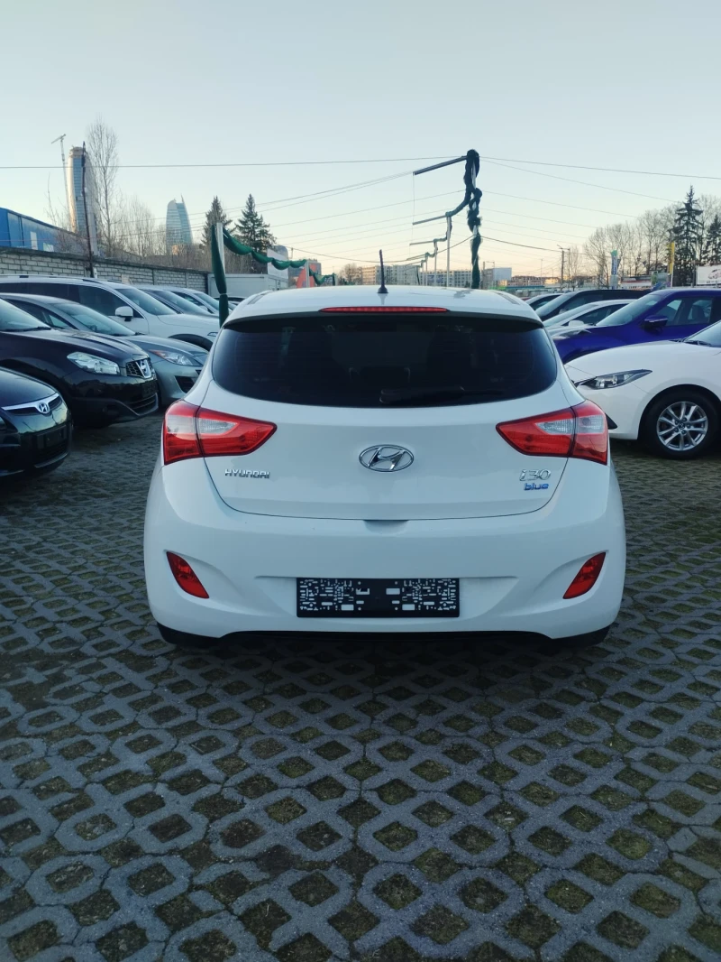 Hyundai I30 1.4 comfort , снимка 15 - Автомобили и джипове - 53166016