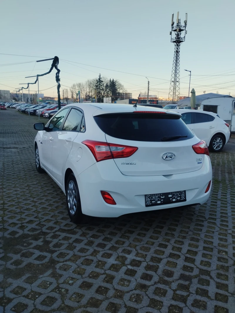 Hyundai I30 1.4 comfort , снимка 16 - Автомобили и джипове - 53166016
