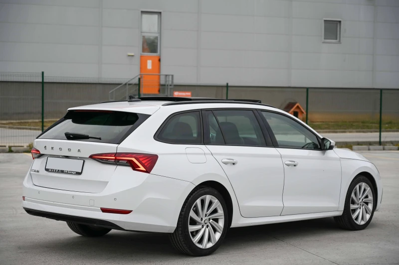 Skoda Octavia 2.0TDI* FirstEdition* КАМЕРА* Панорама* Keyless, снимка 3 - Автомобили и джипове - 53561343