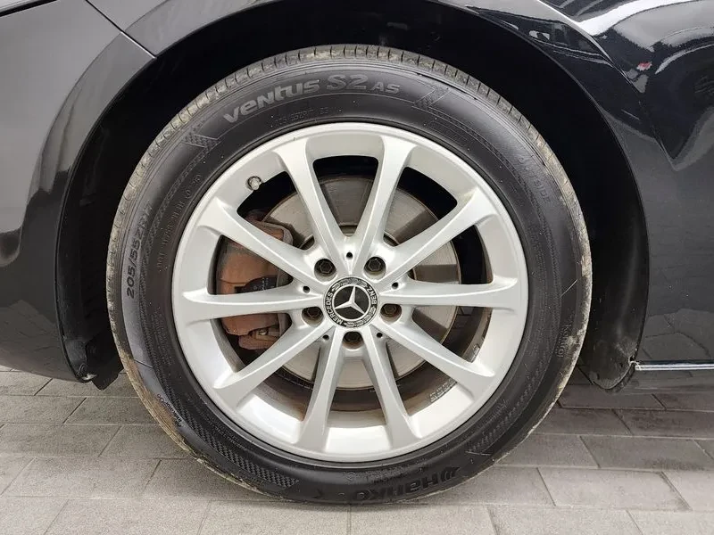 Mercedes-Benz A 220 220 Hatchback, снимка 5 - Автомобили и джипове - 55558093