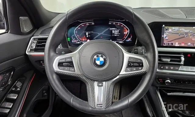 BMW 320 D * M ПАКЕТ * HEAD UP * KEYLESS * ПАНОРАМА * , снимка 6 - Автомобили и джипове - 56139560