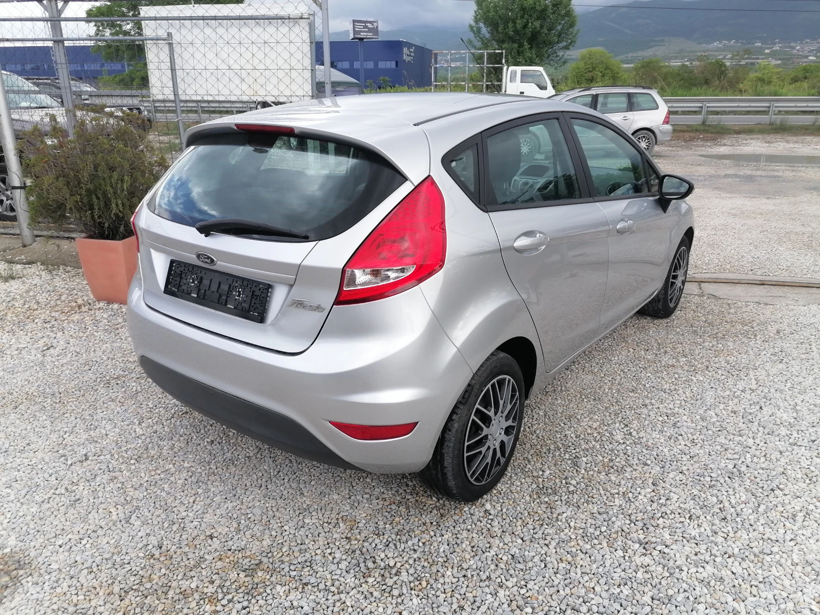 Ford Fiesta БЕНЗИН ГАЗ - изображение 6