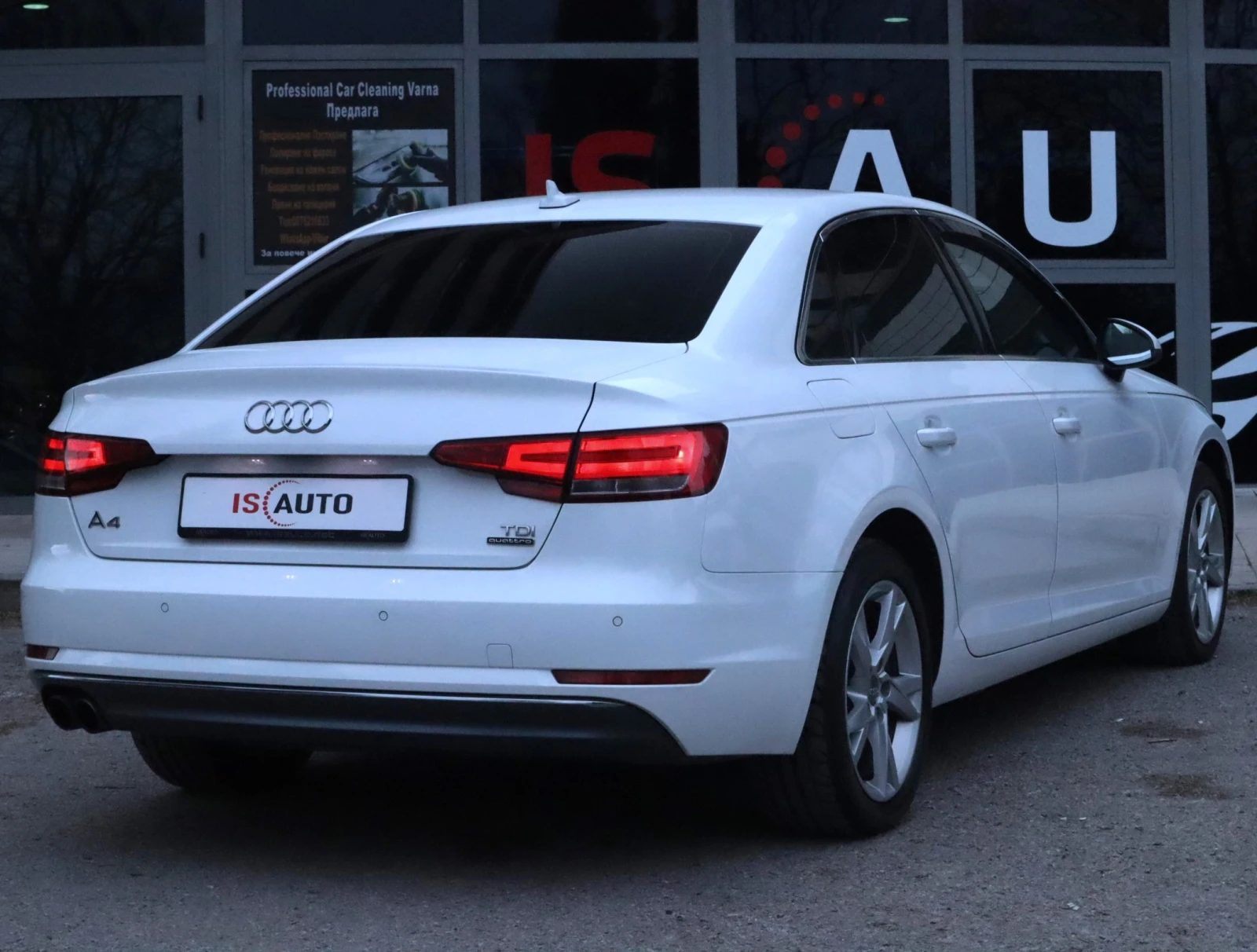 Audi A4 3.0TDI/Quattro/Led/DriveSelect/F1, снимка 4 - Автомобили и джипове - 47539790