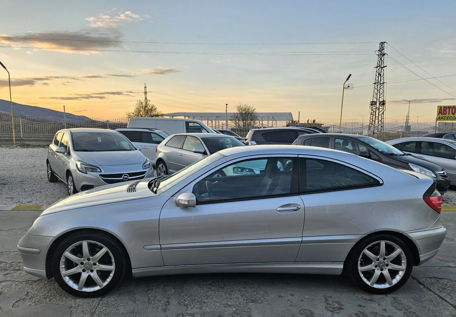 Mercedes-Benz C 200 Бензин Автомат - изображение 5