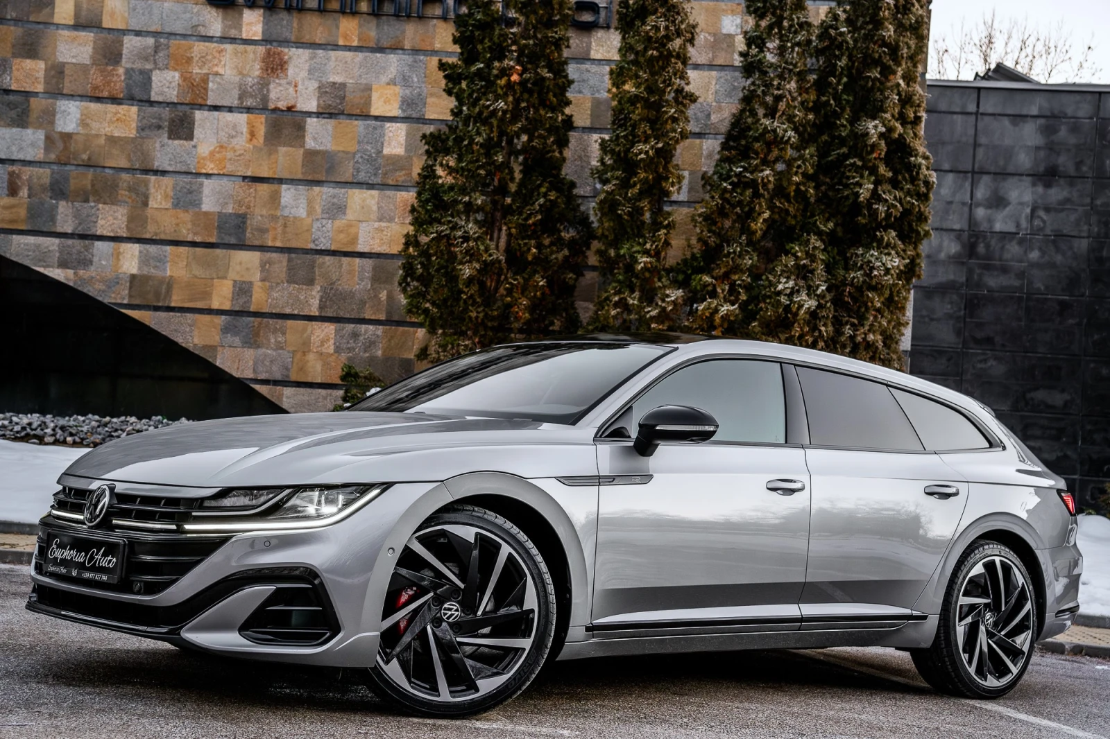 VW Arteon 2.0TDI* 200HP* R-LINE* CARBON* 1ST OWNR* SHOOTING  | Mobile.bg — изображение 1
