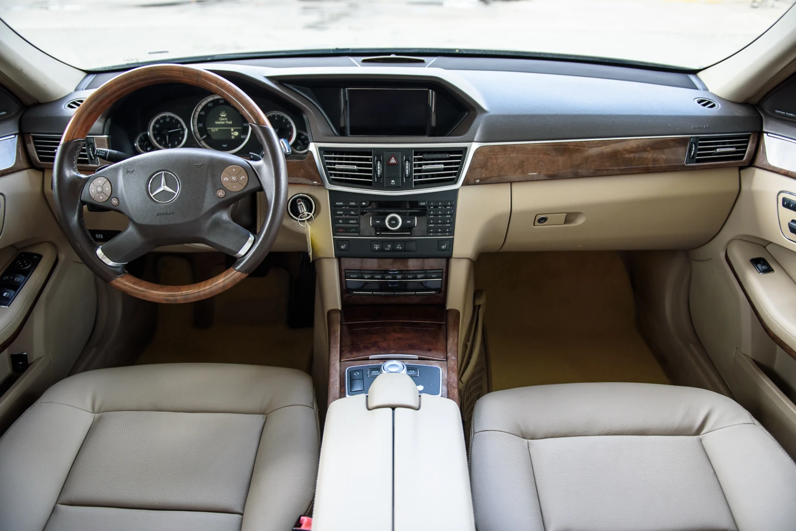 Mercedes-Benz E 350 4Matic V6 | Mobile.bg � ����������� 15