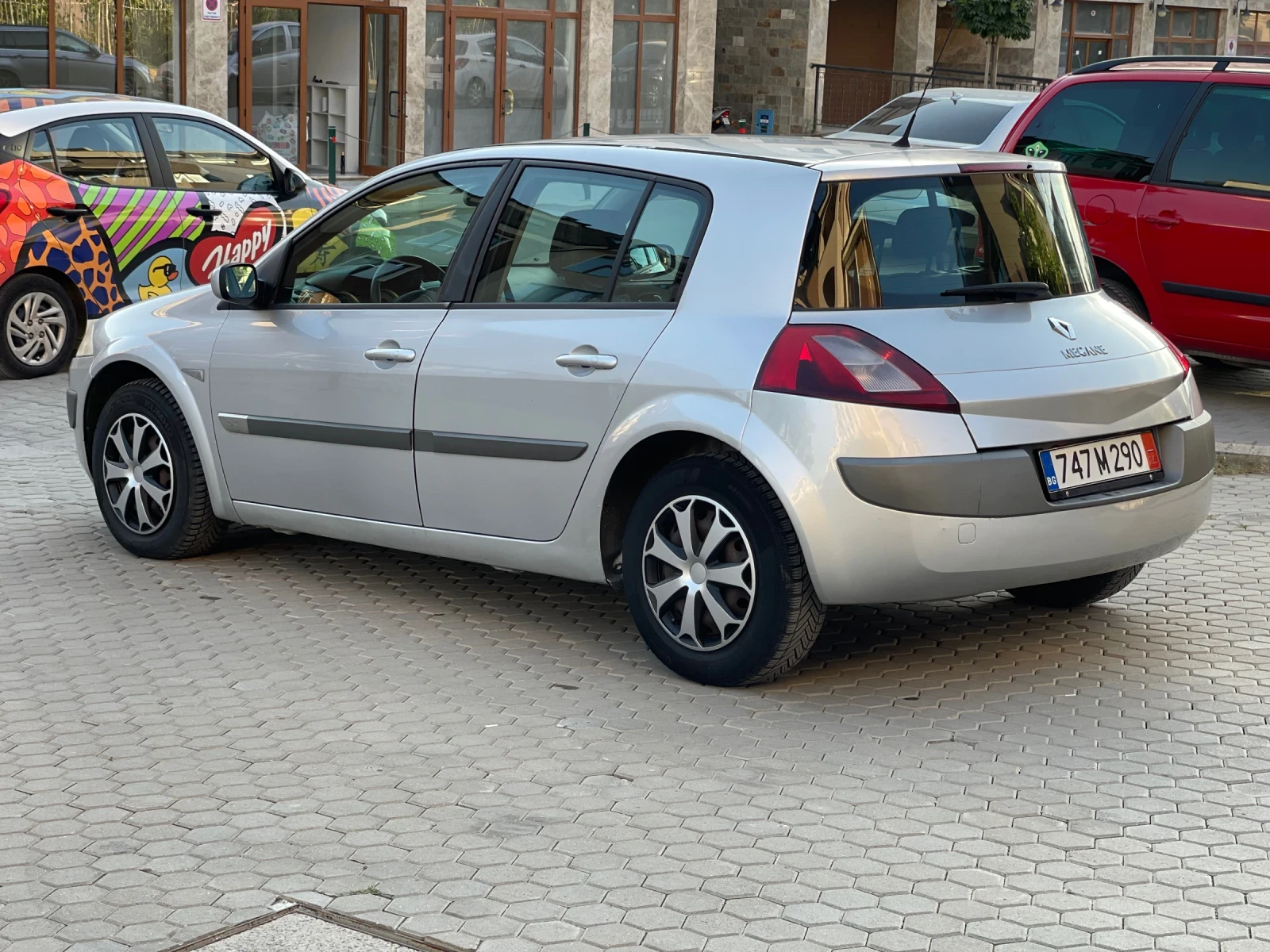 Renault Megane 1.5 - изображение 4