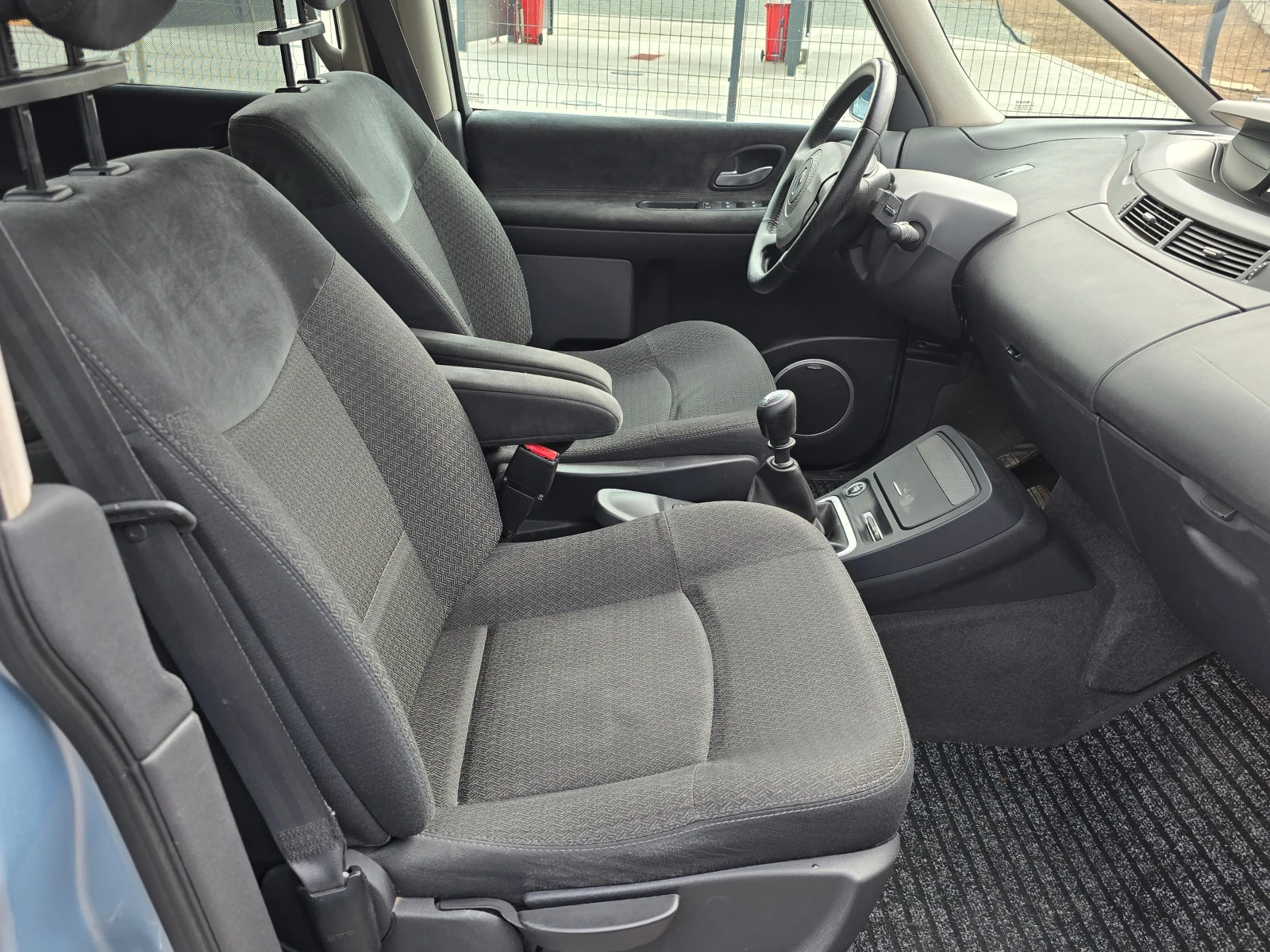 Renault Grand espace 2.0i-Turbo/6+ 1м./Лизинг - изображение 9
