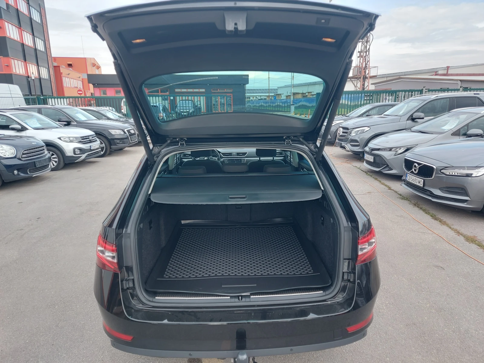 Skoda Superb 2.0 TDI* 190 ..* * FULL EXTRI   | Mobile.bg   17