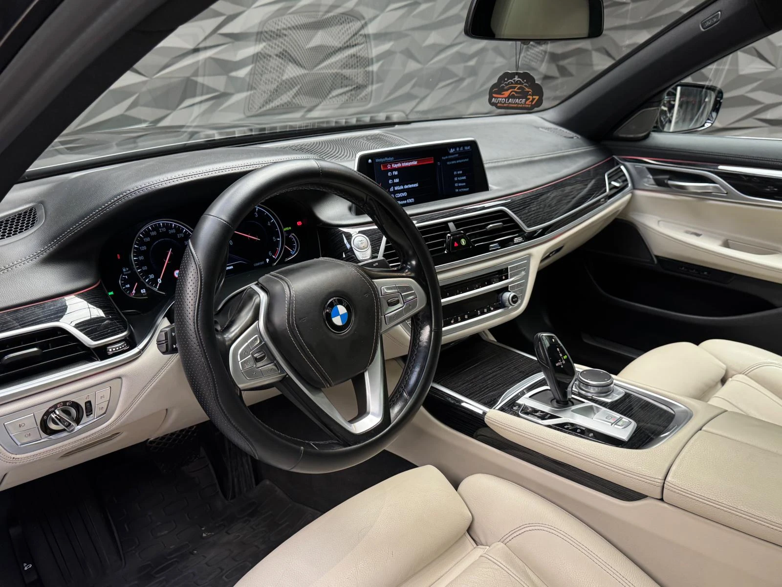 BMW 730 M Pack* 3xTV* Harmann* Distr* Laser | Mobile.bg   11