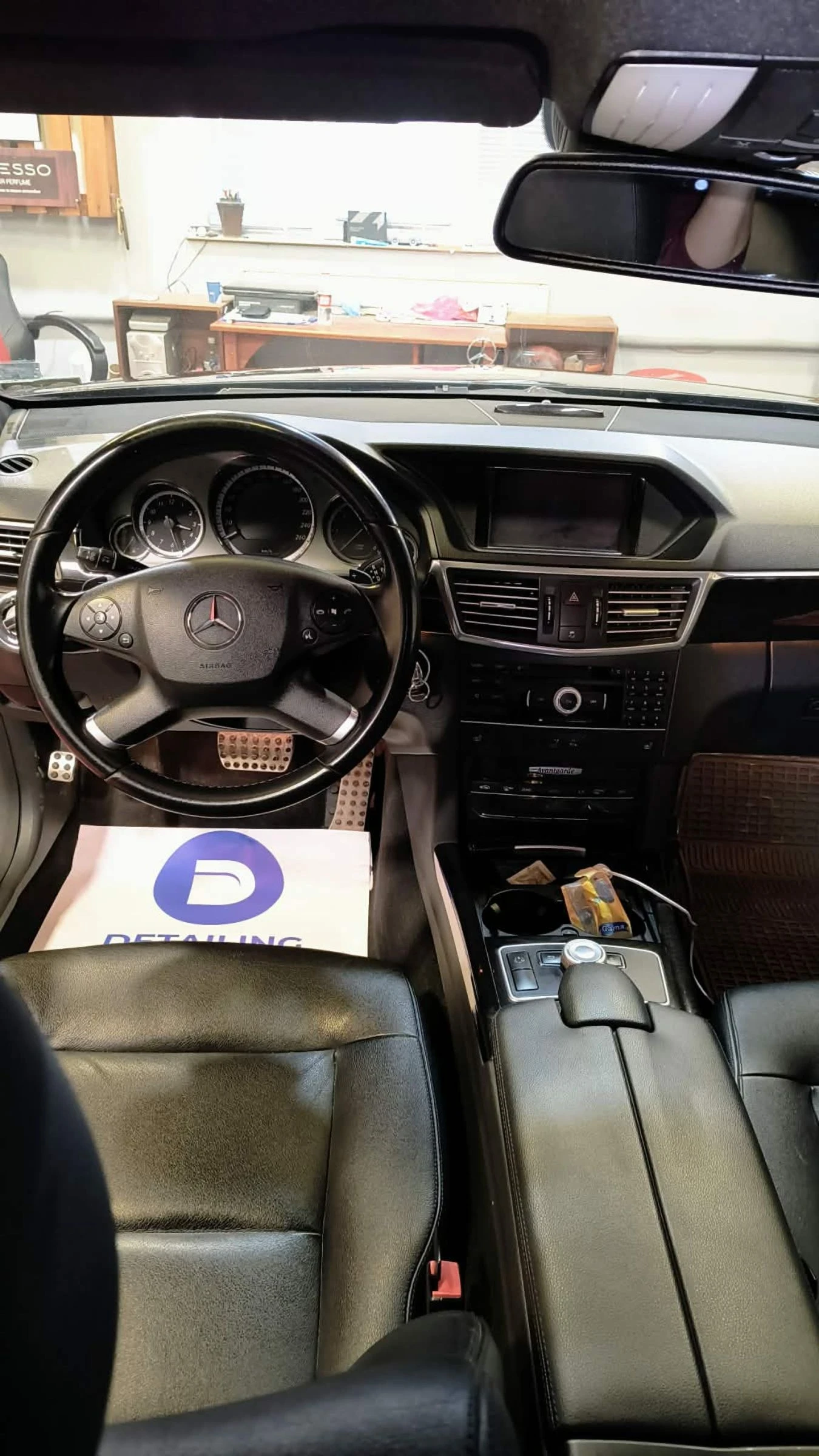 Mercedes-Benz E 350 AVANTGARDE, снимка 9 - Автомобили и джипове - 54032234