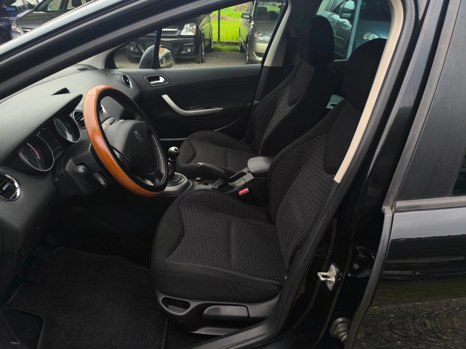 Peugeot 308 -1.6HDI-109��-6 ��������-�����������-�������� | Mobile.bg � ����������� 9