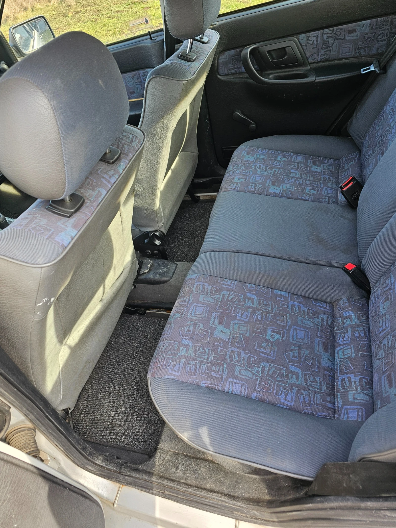 Seat Ibiza, снимка 5 - Автомобили и джипове - 54296836