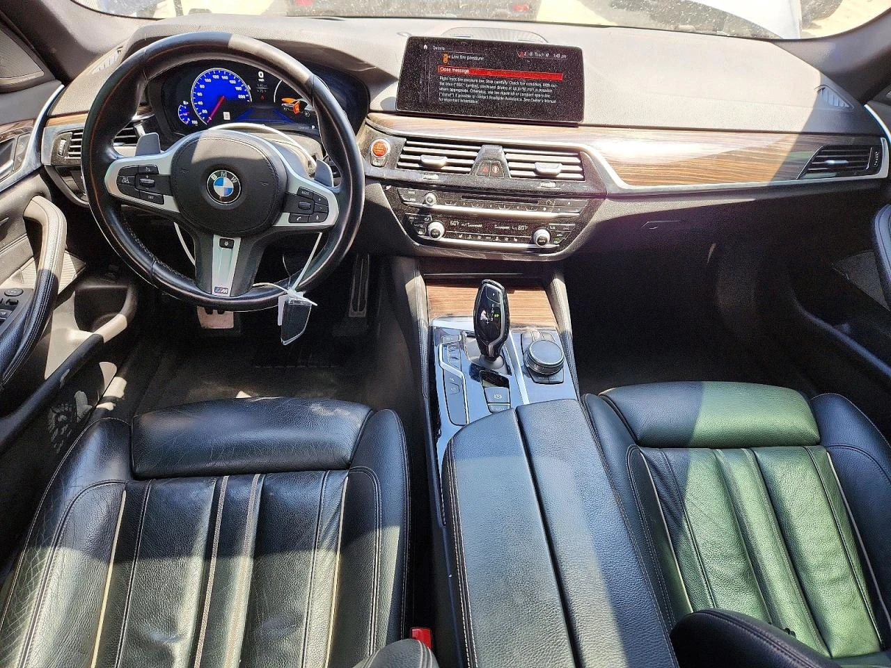 BMW 540 * M-SPORT* XDRIVE* ПОДГРЕВ* ШИБИДАХ* HUD* HARMAN K, снимка 8 - Автомобили и джипове - 54780118