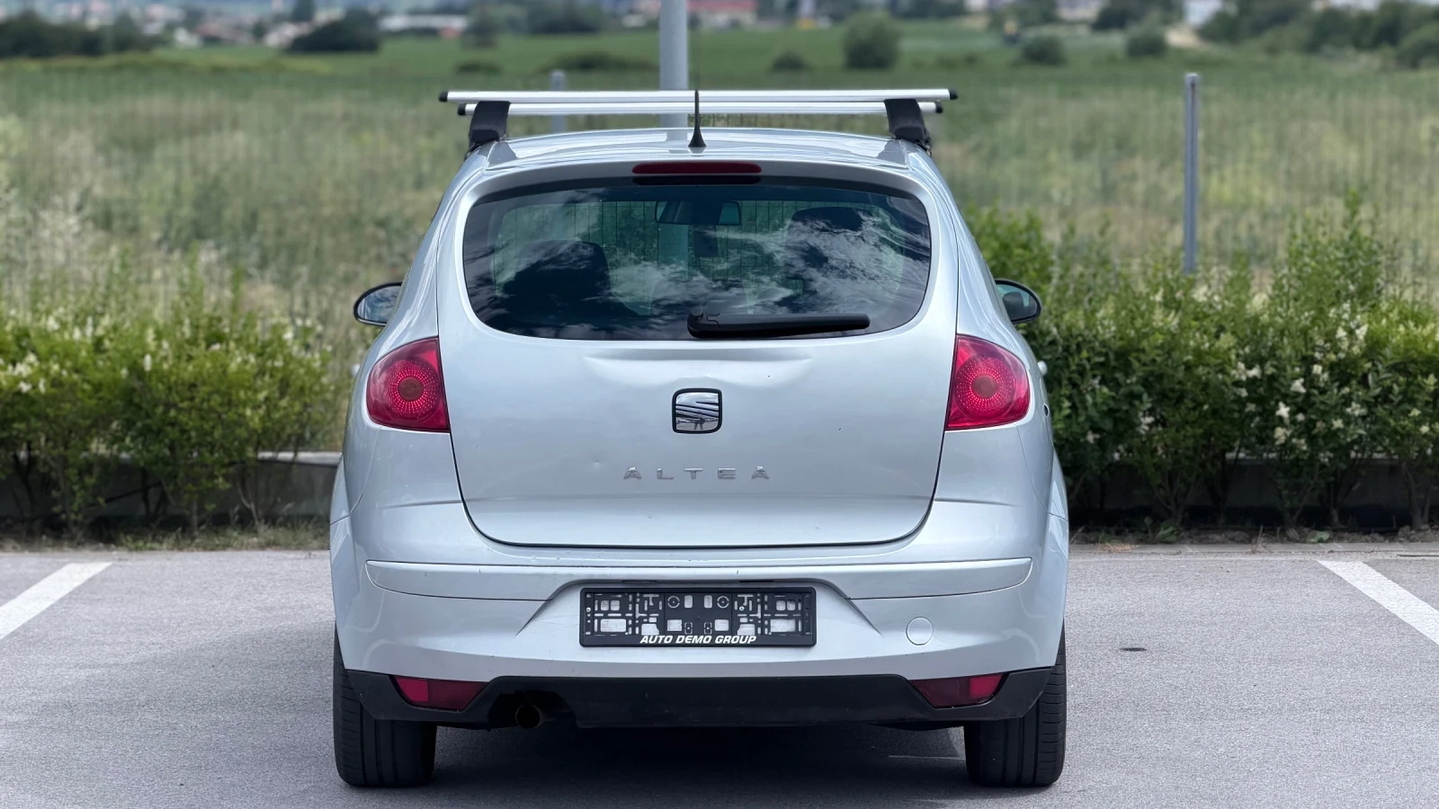 Seat Leon 1.9TDI* НОВ ВНОС * ЛИЗИНГ * , снимка 4 - Автомобили и джипове - 54965469