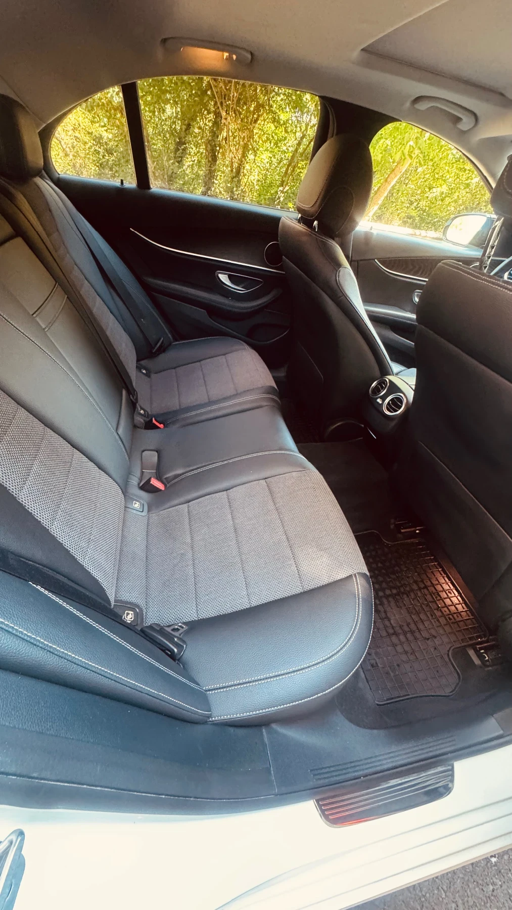Mercedes-Benz E 220 2.0 D 194 к.с, снимка 17 - Автомобили и джипове - 55948979