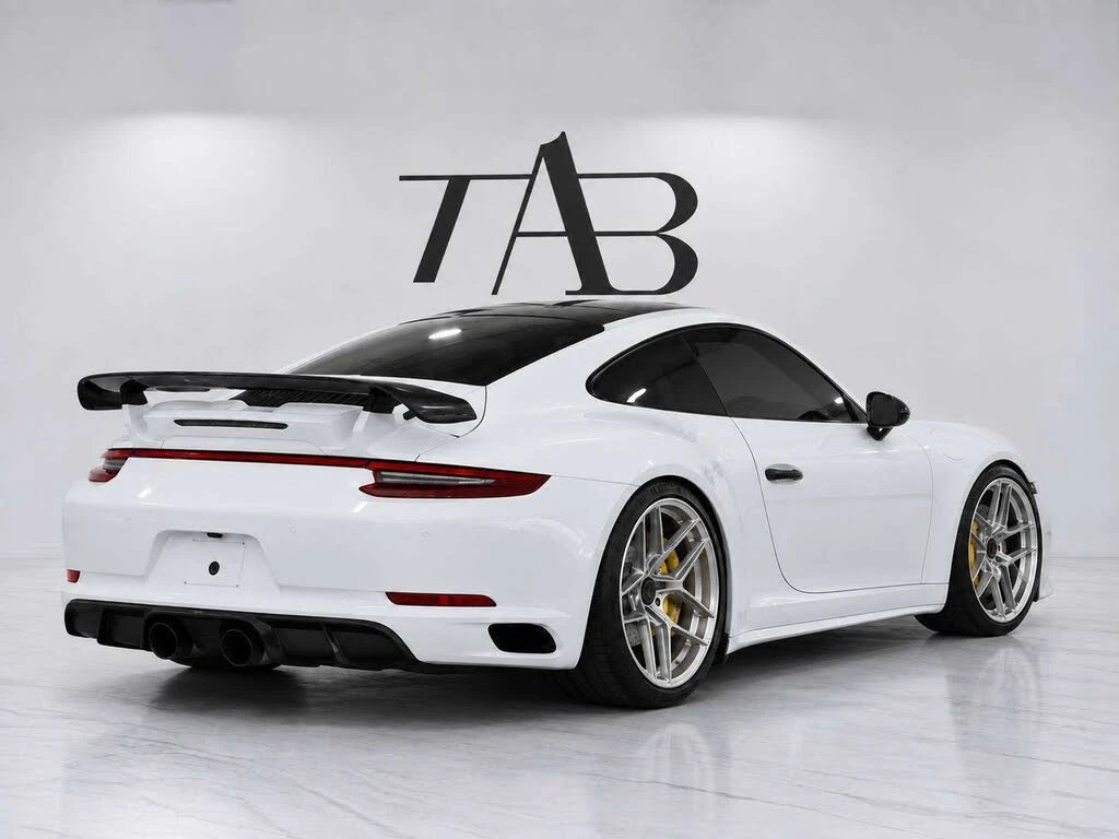 Porsche 911 CARRERA 4S* CARBON* CHRONO* BOSE* ОБДУХ* КРАЙНА ЦЕ, снимка 5 - Автомобили и джипове - 56256086