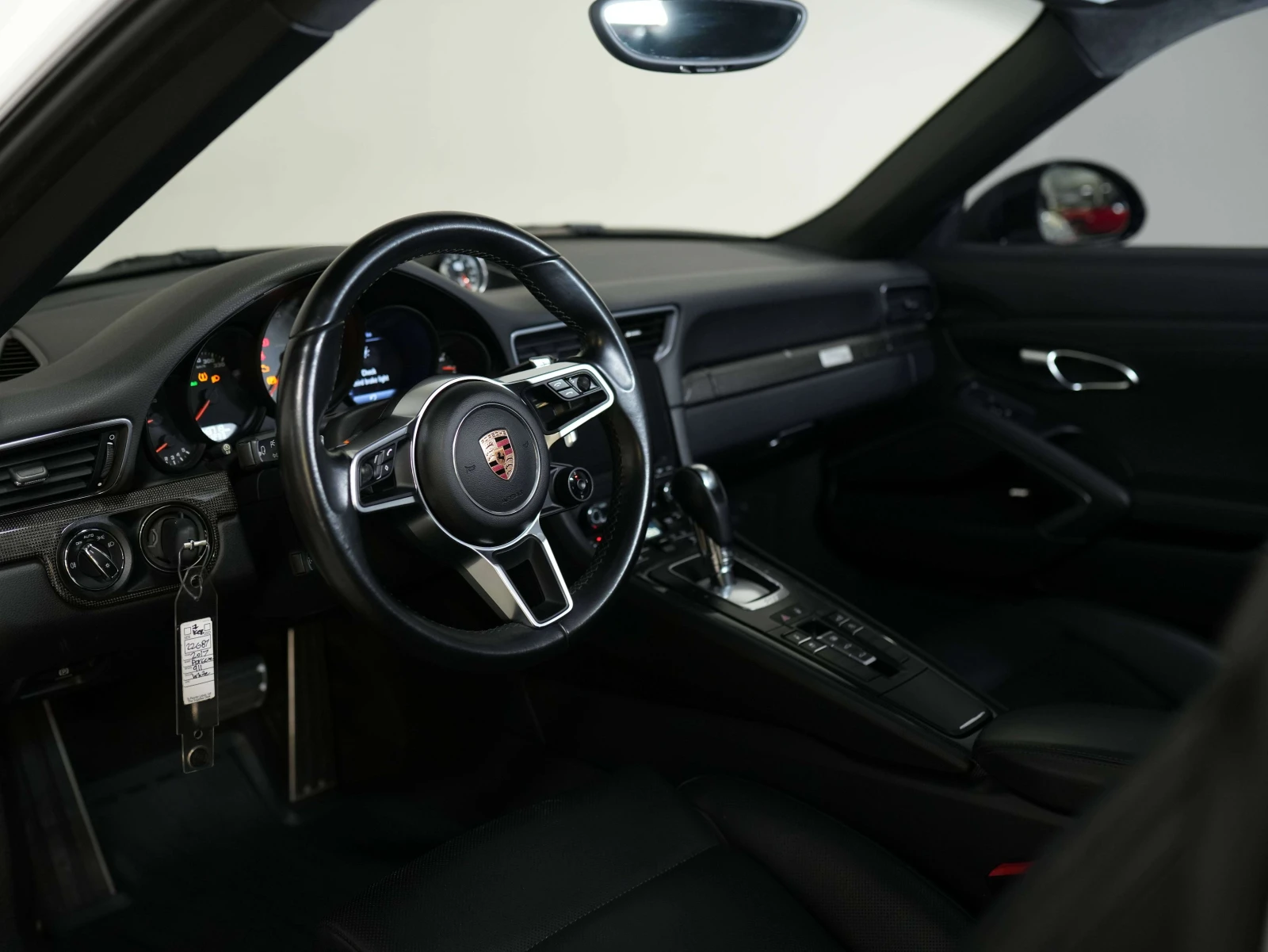 Porsche 911 CARRERA 4S* CARBON* CHRONO* BOSE* ОБДУХ* КРАЙНА ЦЕ, снимка 10 - Автомобили и джипове - 56256086