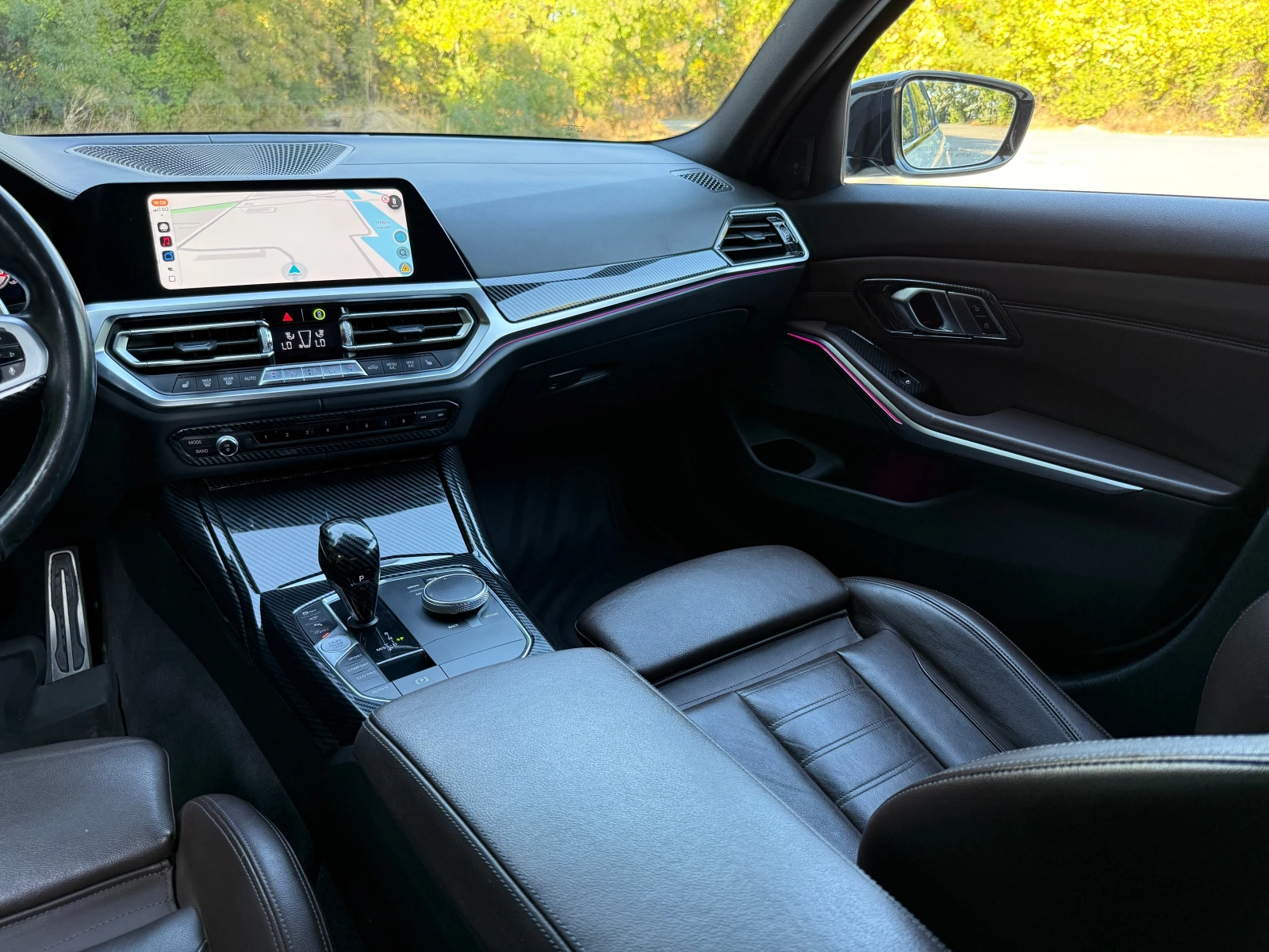 BMW 330 xDrive MSport, снимка 10 - Автомобили и джипове - 56411004