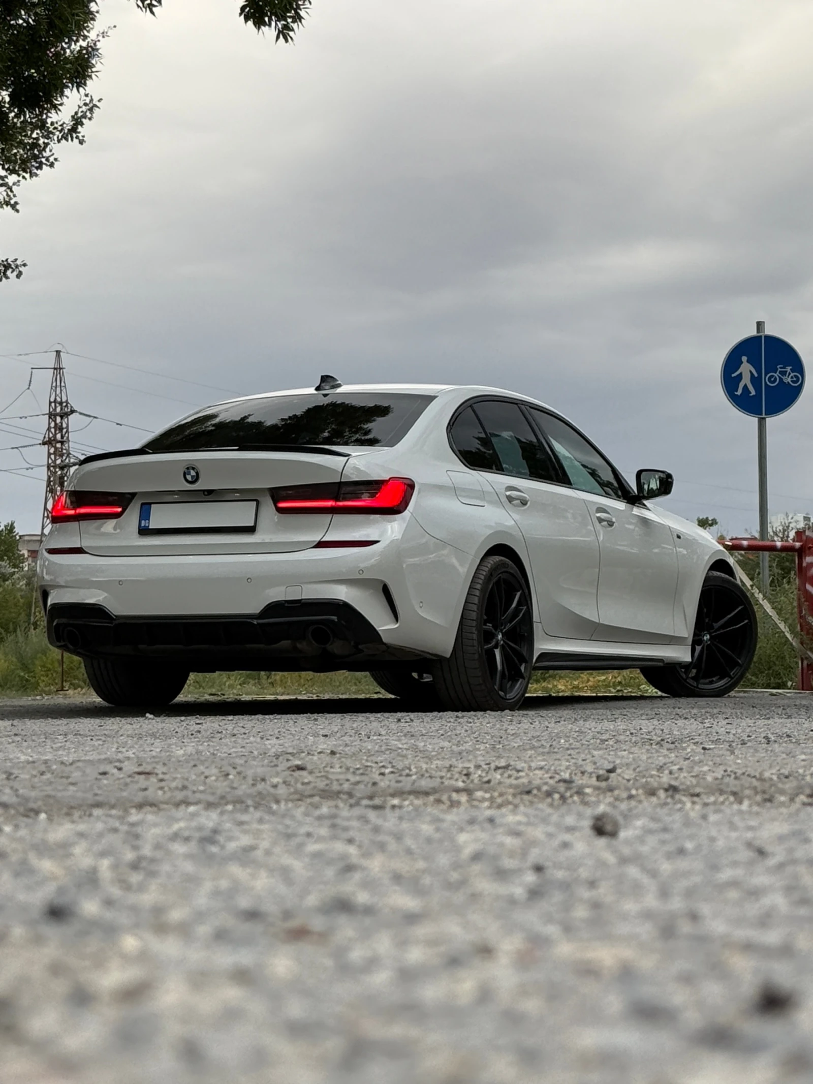 BMW 330 xDrive MSport, снимка 7 - Автомобили и джипове - 56411004