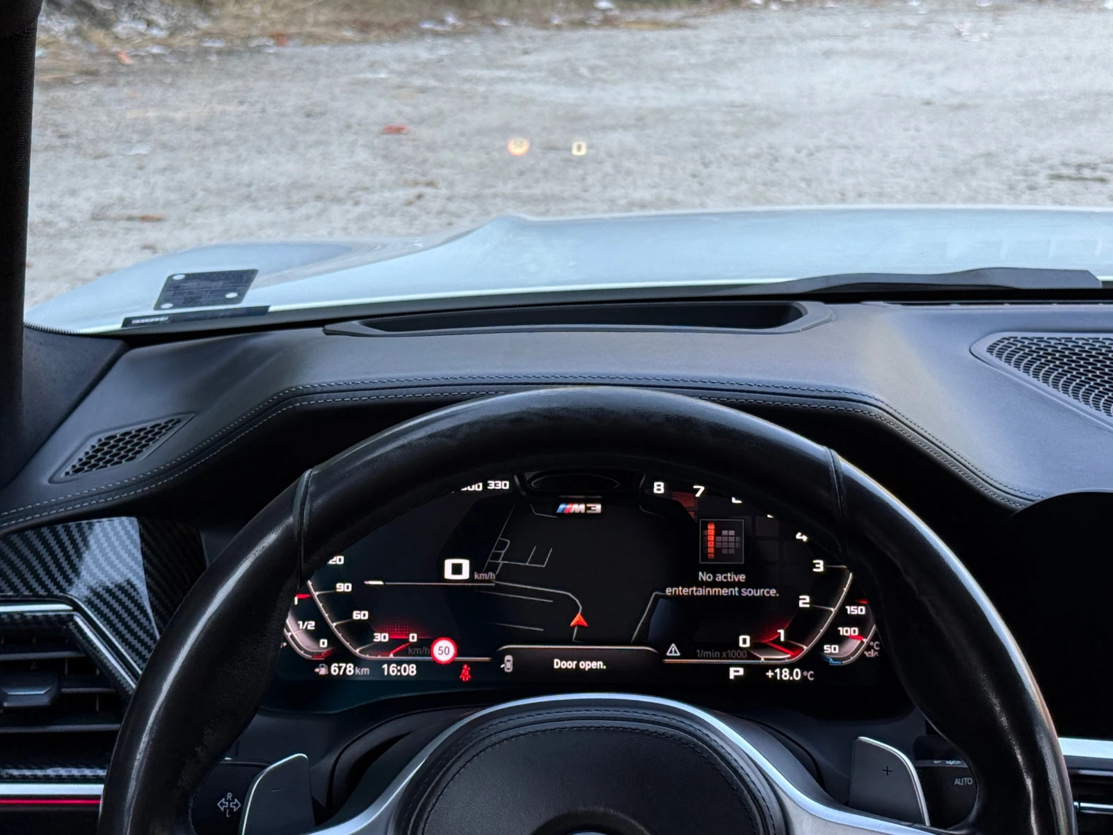BMW 330 xDrive MSport, снимка 12 - Автомобили и джипове - 56411004