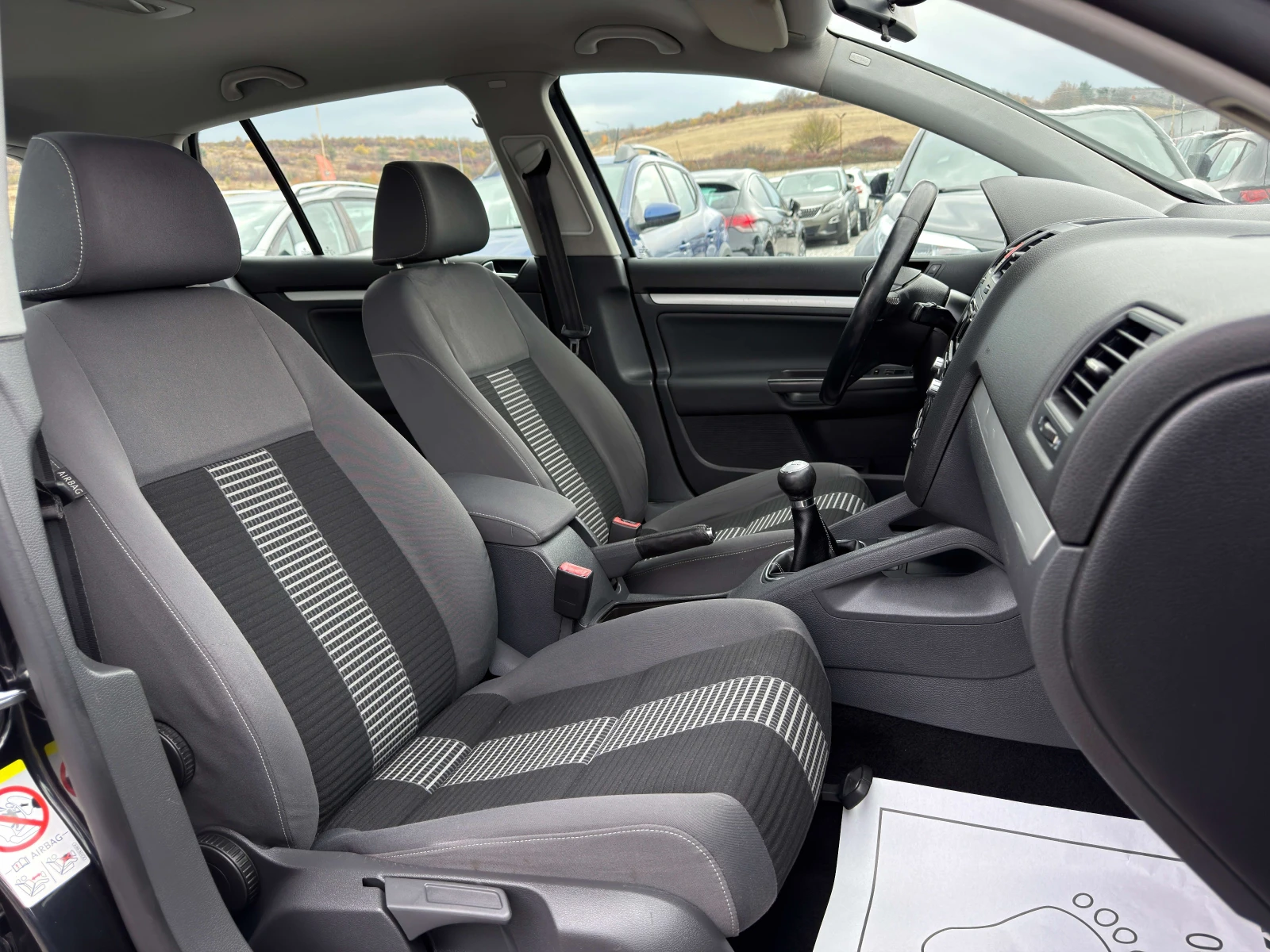 VW Golf 1.6i ��� �������� / ������ �� / 1 ���������� | Mobile.bg � ����������� 8