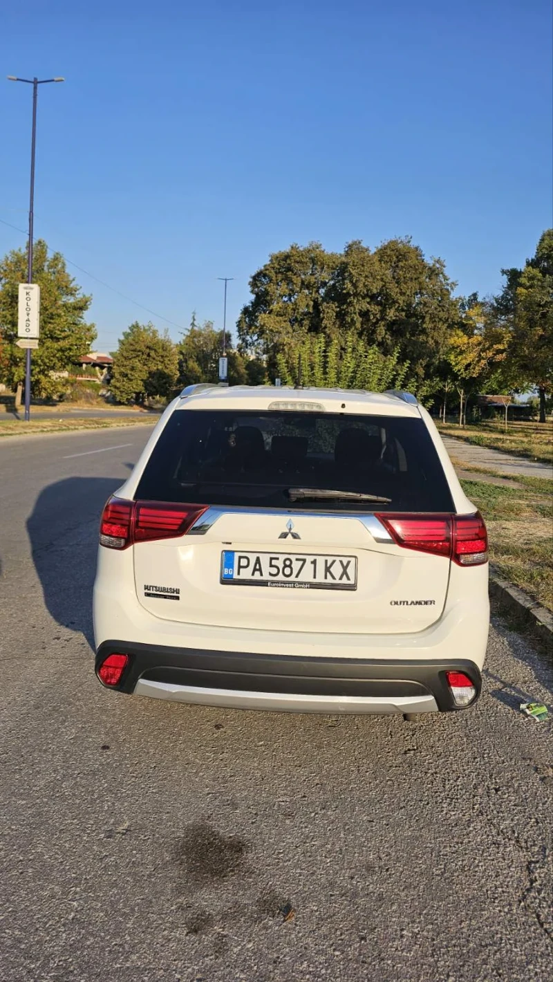 Mitsubishi Outlander 2.0 , 150 к.с., с газова уредба, снимка 6 - Автомобили и джипове - 47347528