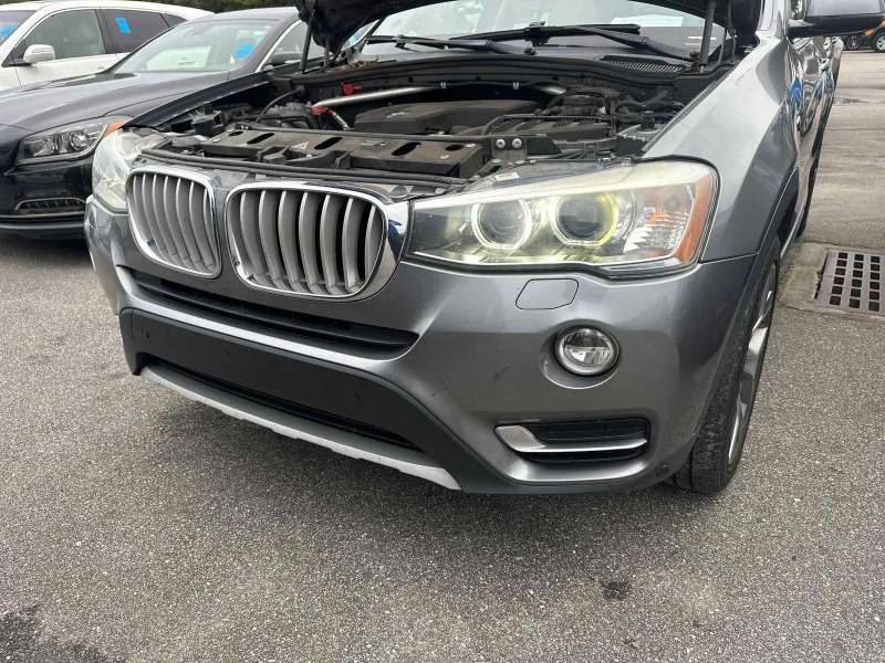 BMW X3 Xdrive2.8l* Панорама* Парктроник* Нави* Keyless* , снимка 14 - Автомобили и джипове - 47632924