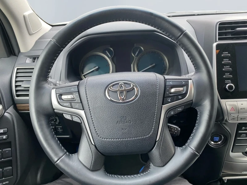 Toyota Land cruiser 2.8 D-4D Executive * Pano* 360* JBL* 17000км ОЧАКВ, снимка 8 - Автомобили и джипове - 49484340