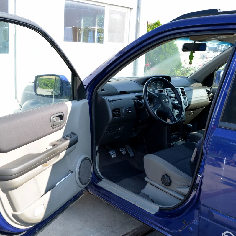 Nissan X-trail 2.2 DCI, снимка 5 - Автомобили и джипове - 50767665