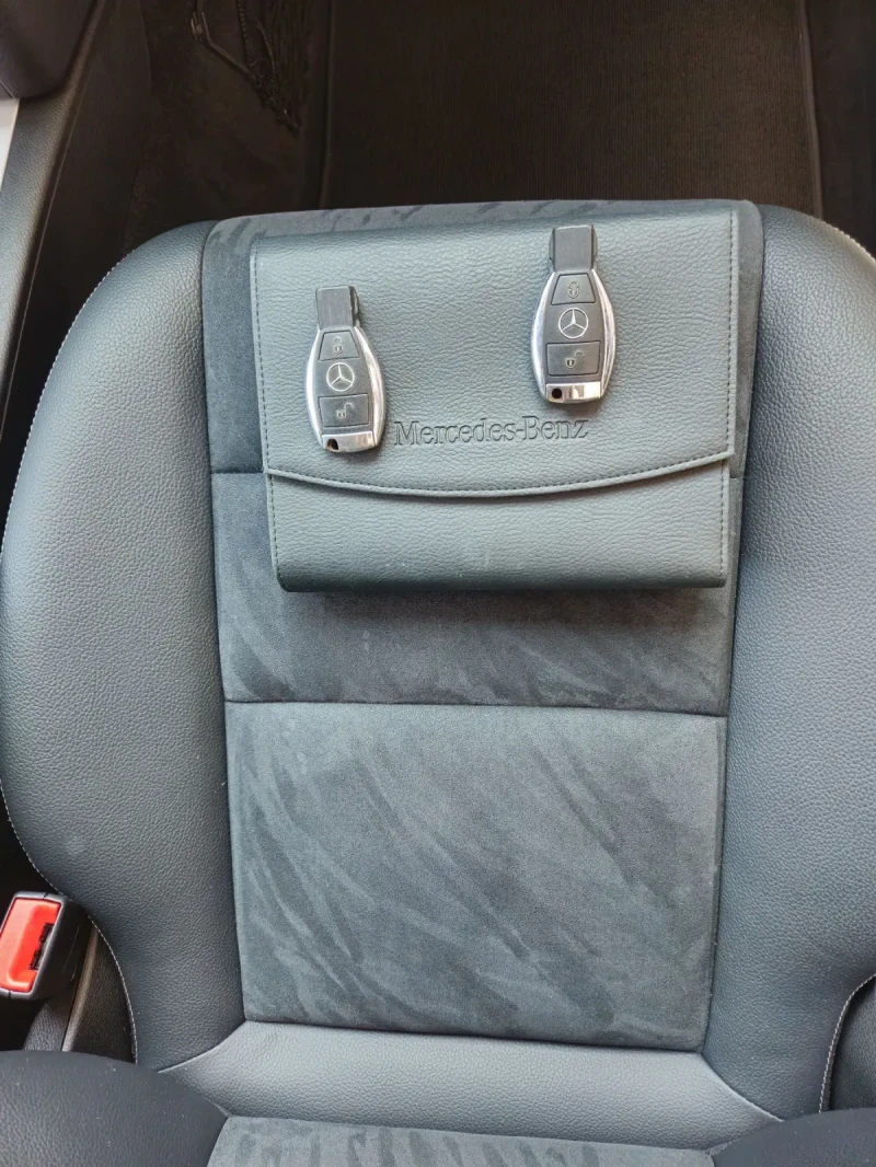 Mercedes-Benz GLK 250 CDI AMG PACK 4 MATIC 8 гуми Euro6 7G Tron Plus, снимка 15 - Автомобили и джипове - 52598939