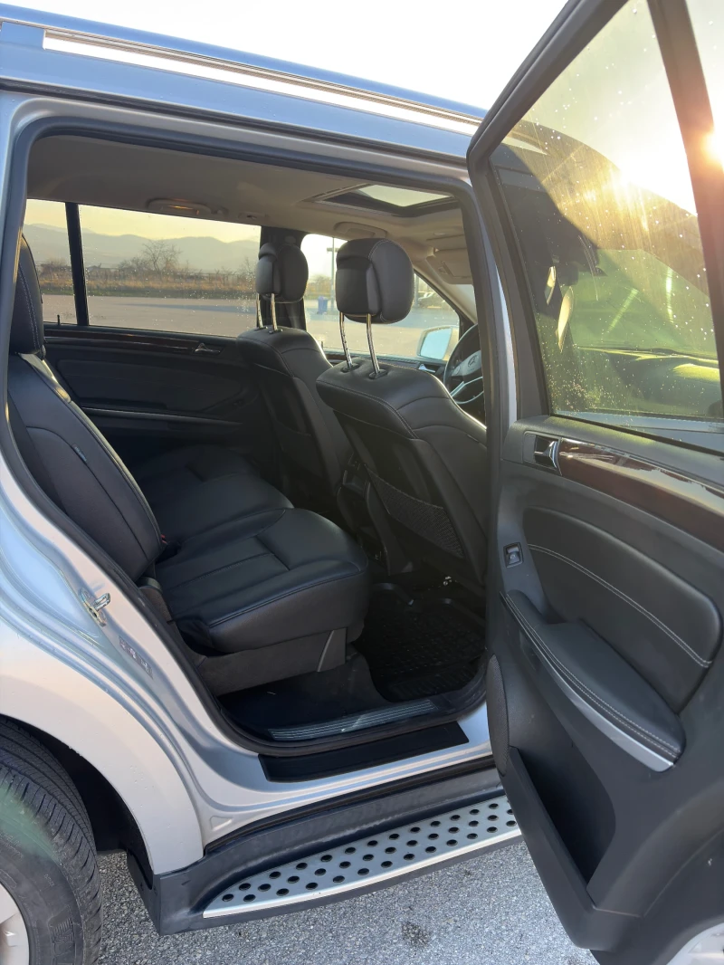 Mercedes-Benz GL 350 Bluetech, снимка 7 - Автомобили и джипове - 53167420