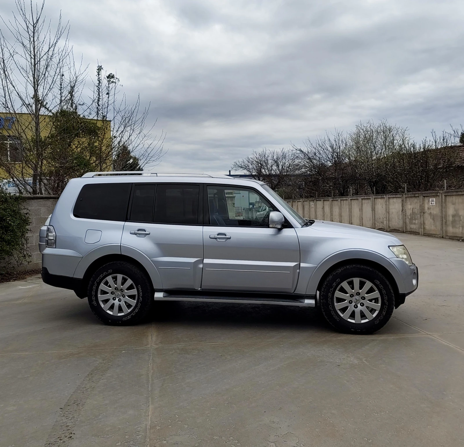 Mitsubishi Pajero 3.2 | Mobile.bg � ����������� 3