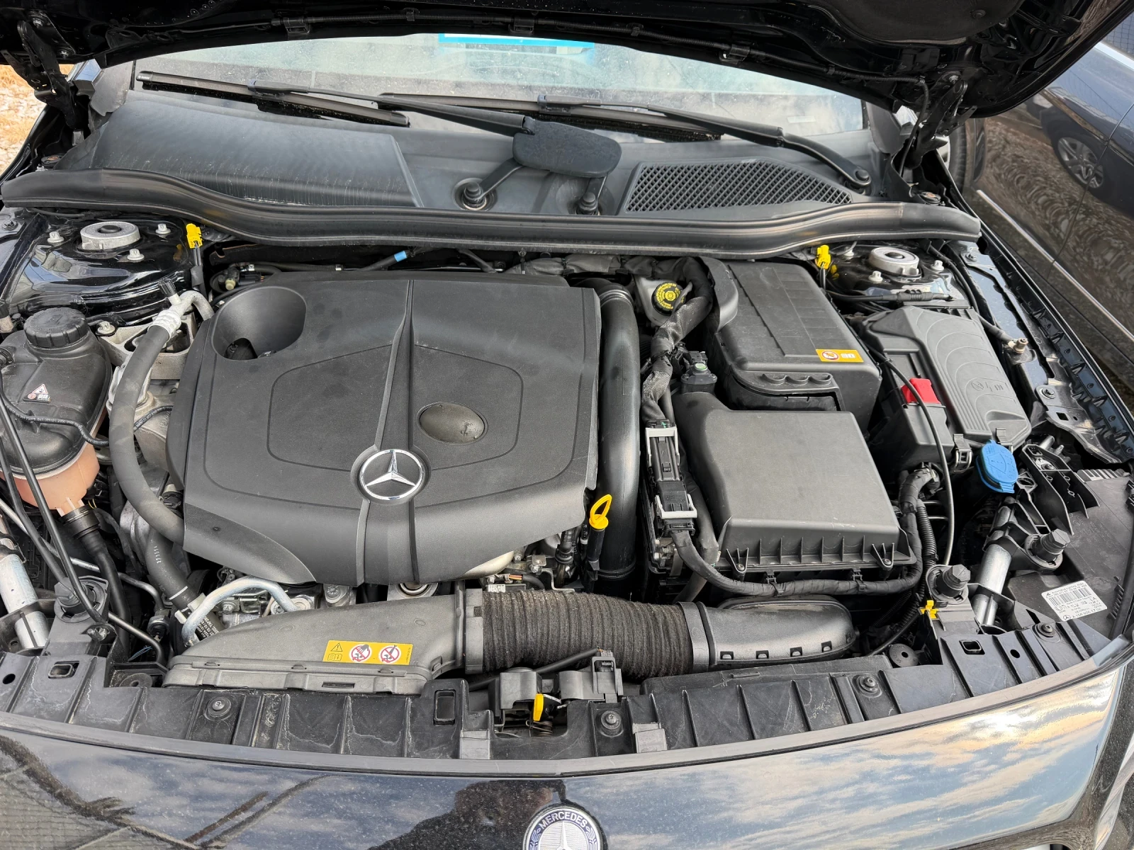 Mercedes-Benz GLA 200 200cdi, снимка 15 - Автомобили и джипове - 54147808