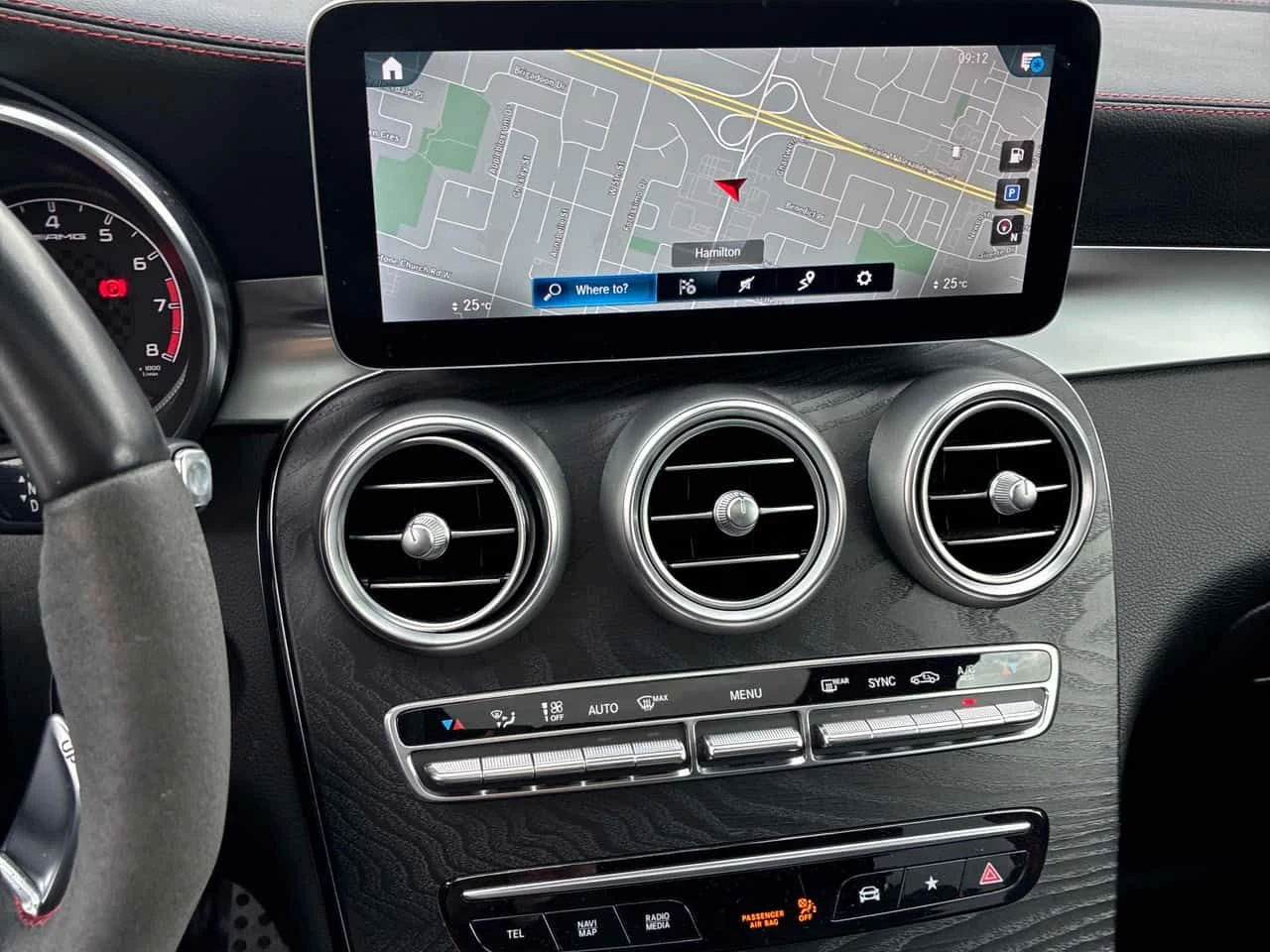 Mercedes-Benz GLC 43 AMG * 360 * BURMESTER * PANO * ПАМЕТ * ПОДГРЕВ, снимка 9 - Автомобили и джипове - 54528928
