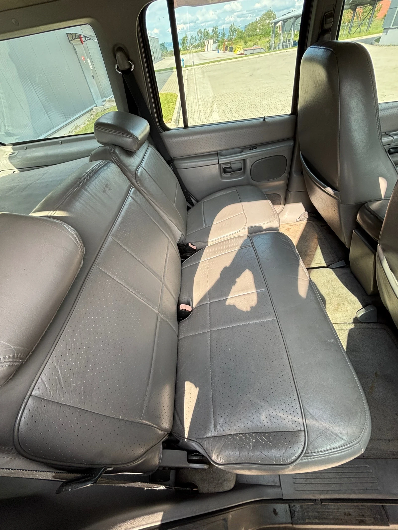 Ford Explorer, снимка 12 - Автомобили и джипове - 54753715